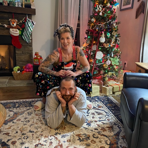 Meet your Posher, Samantha - Picture 3 of 5